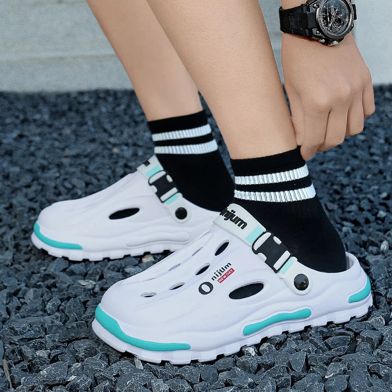 Summer Men's Beach Clogs EVA Soft Slippers Outdoor Sandals Fashion Slides For Men Casual Garden Shoes Male Women Beach Slippers
